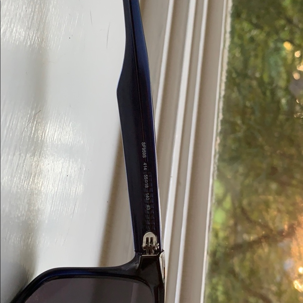 Salvatore Ferragamo Sunglasses - Picture 2 of 6